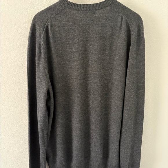 Banana Republic Charcoal V-Neck Sweater - Picture 3 of 3